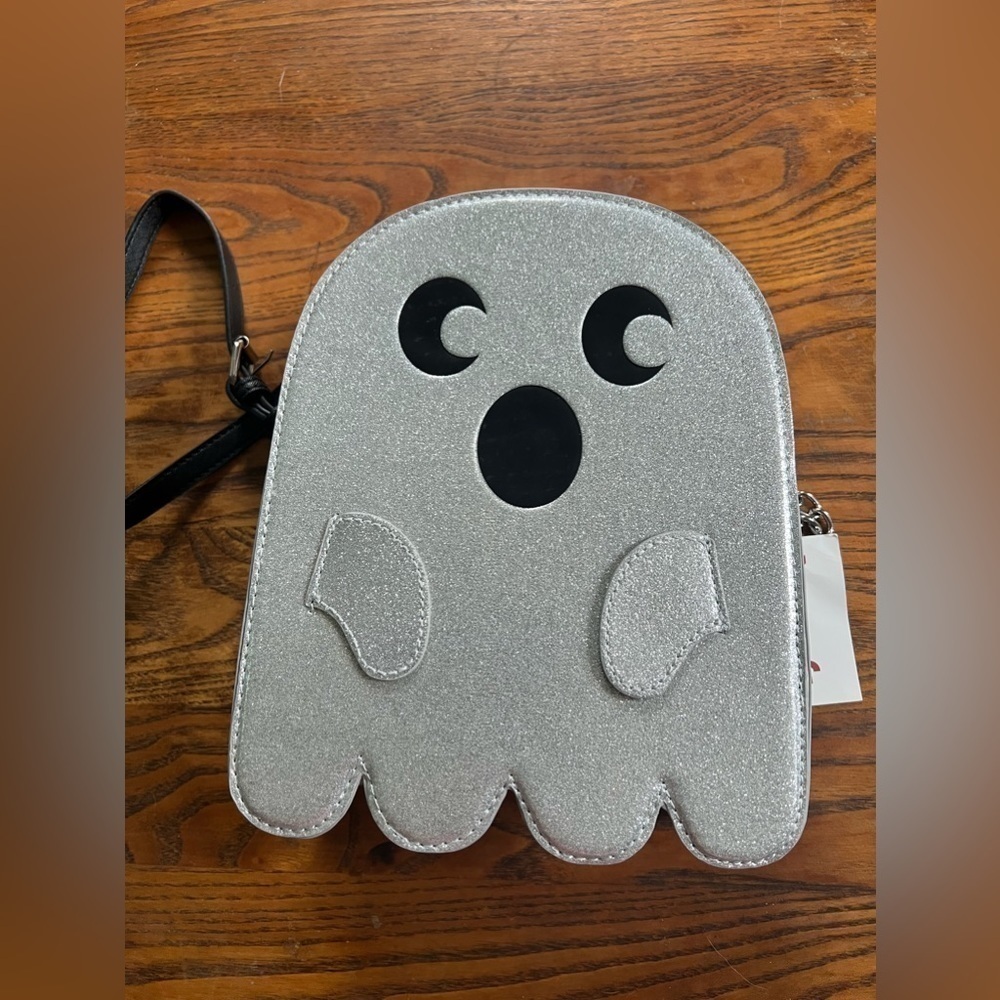 Viral TikTok silver Ghost Purse HTF new - Picture 2 of 5
